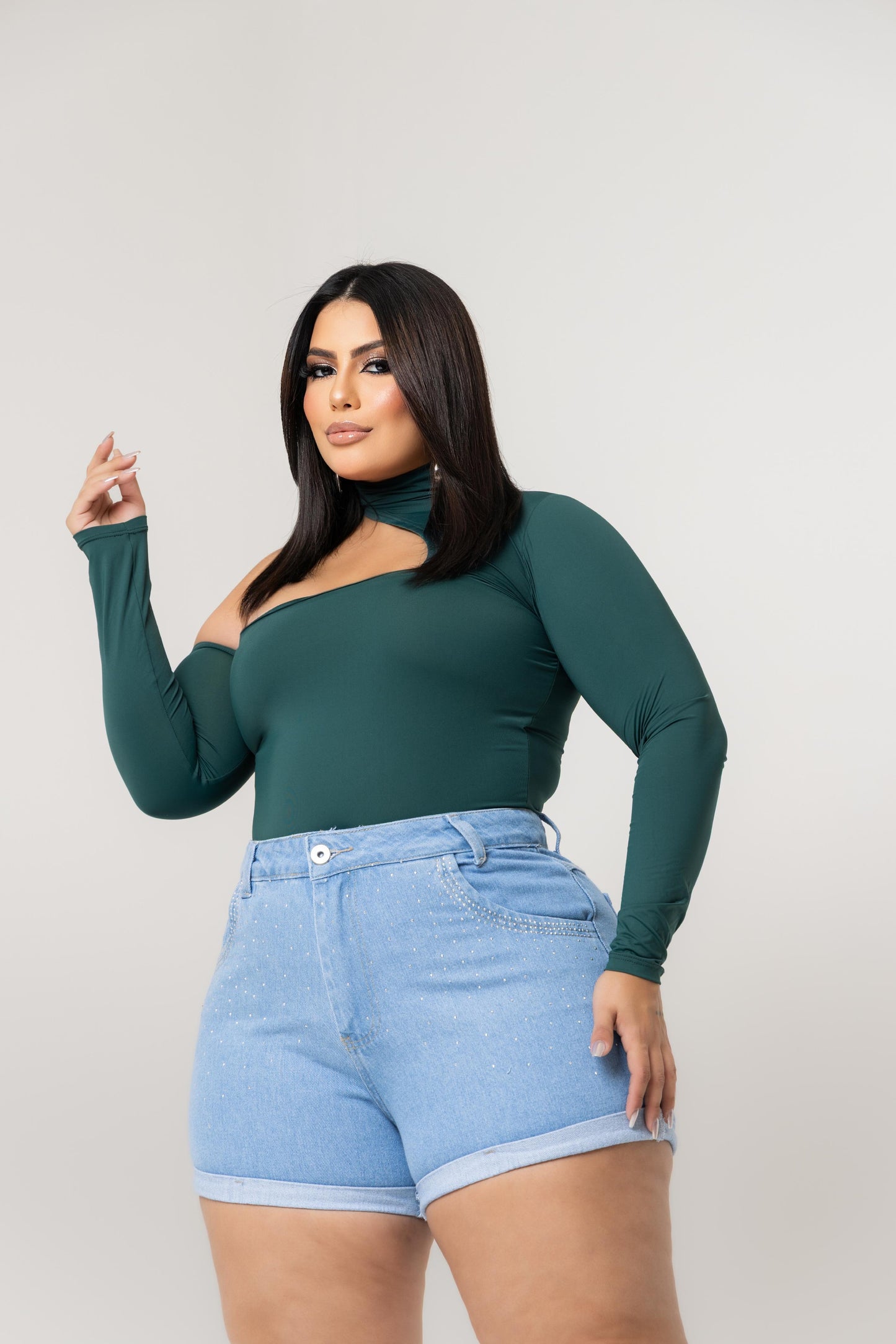 Short Jeans Plus Barra Dobrada | Helital Jeans